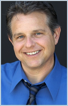 Gibis, Tom